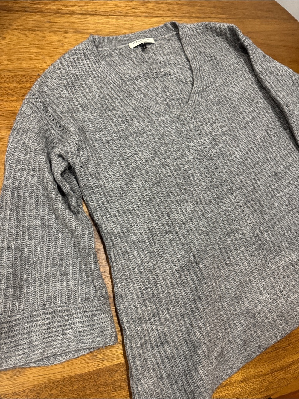 Halston Gray Ribbed V-Neck Sweater - Picture 3 of 7